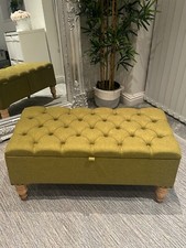 Chesterfield storage ottoman